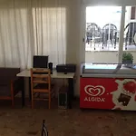 アパートホテル Sea N View ラルナカ