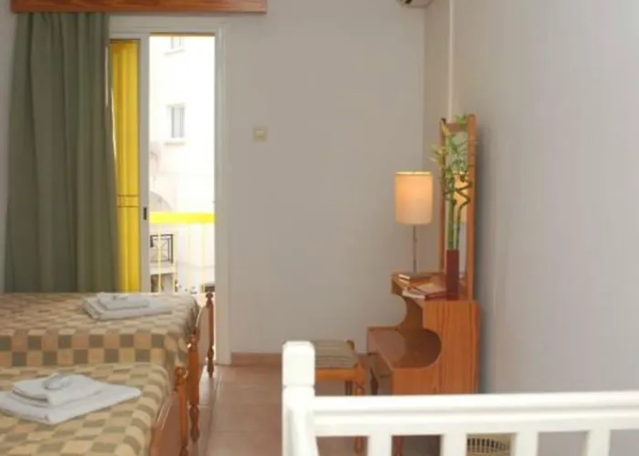 Апарт-готель Sea N View 4*