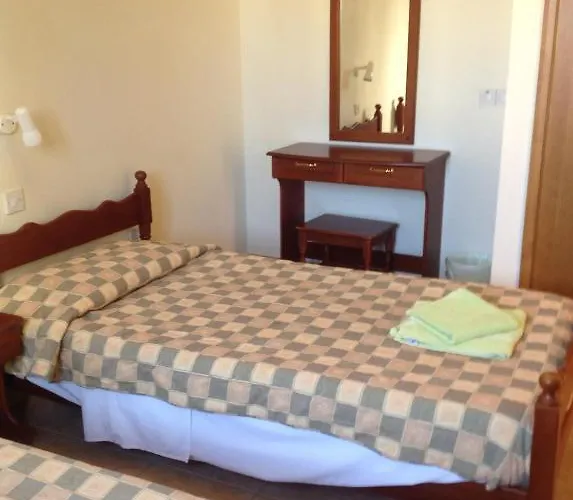 Sea N View 公寓式酒店 拉纳卡