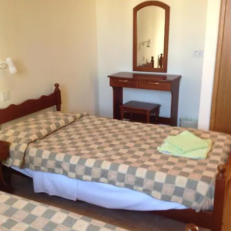 Sea N View Apart Otel Larnaca